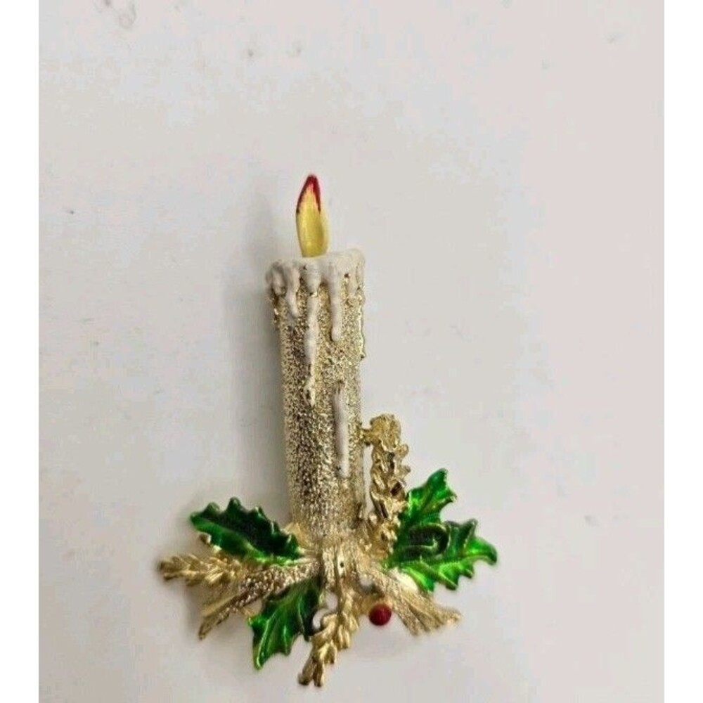 Gerry's Signed BEAUTIFUL VINTAGE CHRISTMAS Gold TONE CANDLE BROOCH Vintage